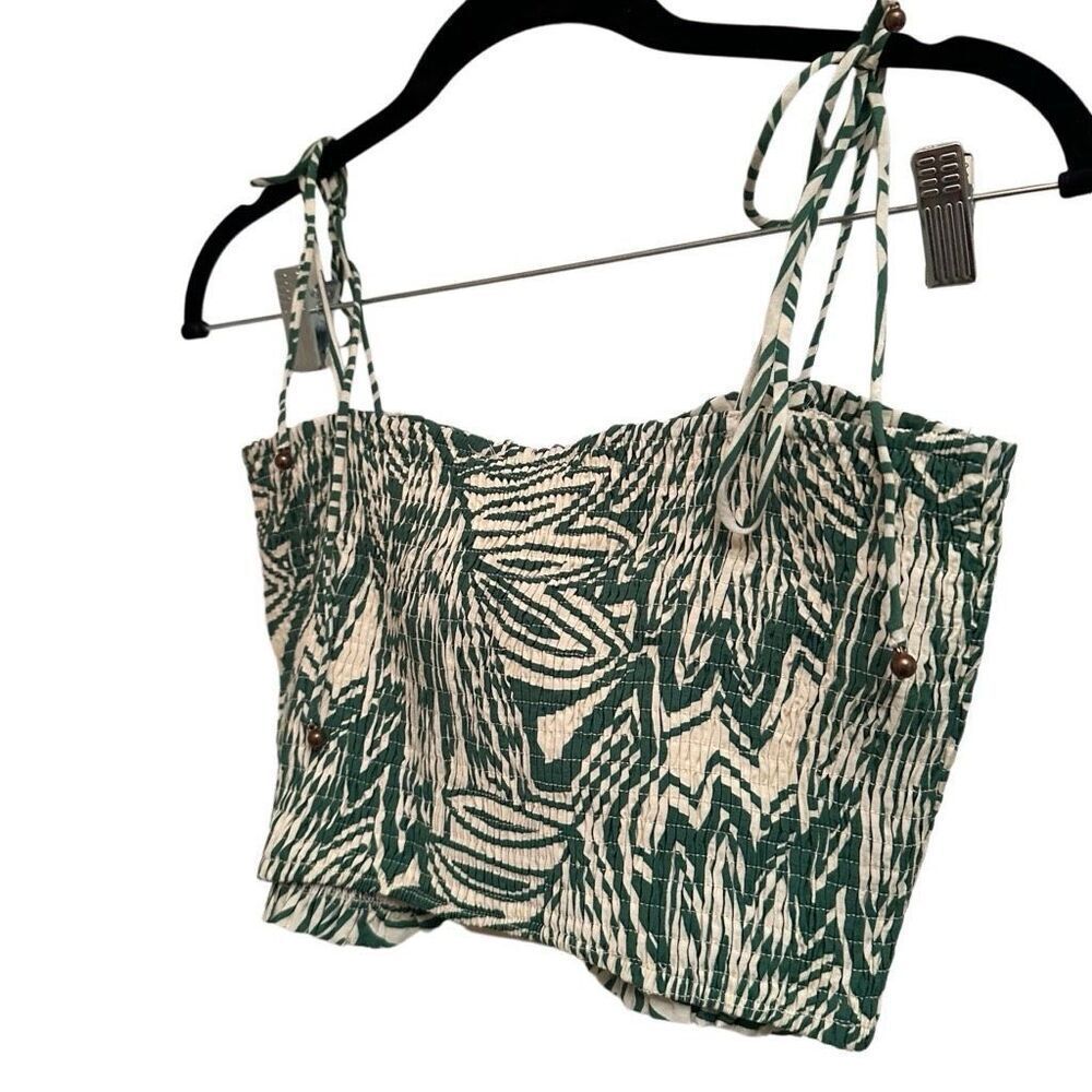 NWT Dress Forum Green and Cream Crop Top- Size L